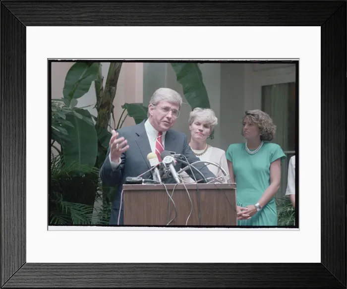 Framed Print : Jack Kemp with His Wife Joanne Framed Print : Jack Kemp with His Wife Joanne