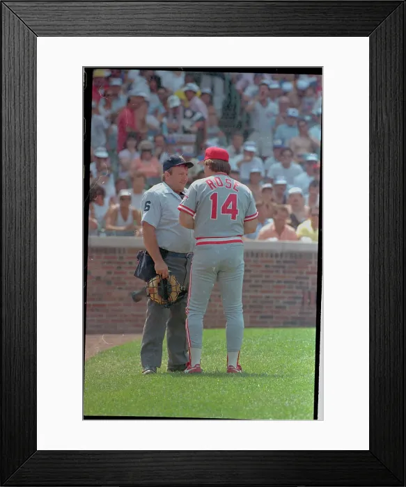 Framed Print : Pete Rose and Bruce Froemming Conversing Framed Print : Pete Rose and Bruce Froemming Conversing