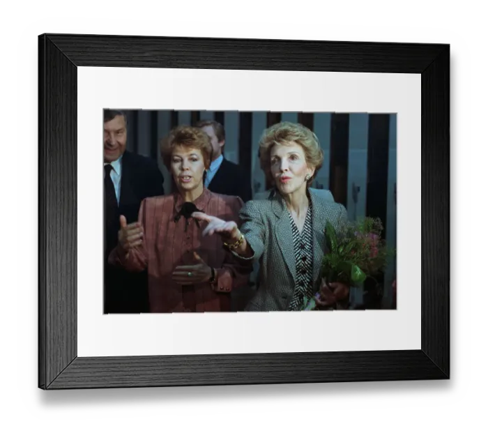 Framed Print : Nancy Reagan and Raisa Gorbachev Touring Gallery Framed Print : Nancy Reagan and Raisa Gorbachev Touring Gallery