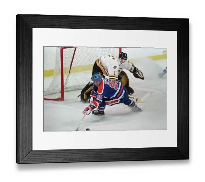 Framed Print : Wayne Gretzky Battles Goalie for Puck Framed Print : Wayne Gretzky Battles Goalie for Puck