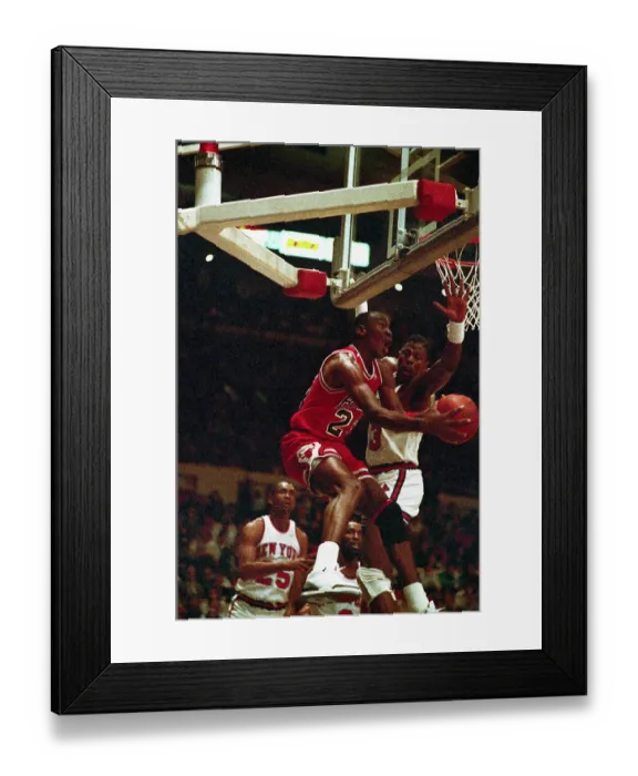 Framed Print : Michael Jordan Against Patrick Ewing