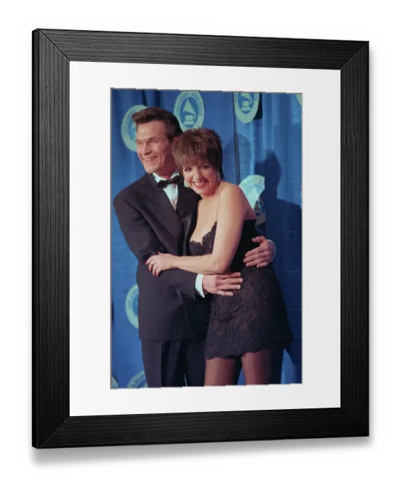 Framed Print : Liza Minnelli and Patrick Swayze Hugging Framed Print : Liza Minnelli and Patrick Swayze Hugging