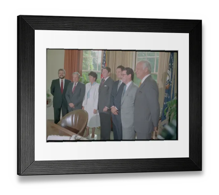 Framed Print : Reagan with Nicaraguan Contras Framed Print : Reagan with Nicaraguan Contras