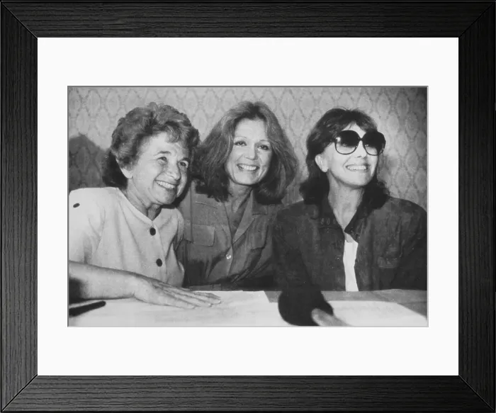 Framed Print : Gloria Steinem and Others Framed Print : Gloria Steinem and Others