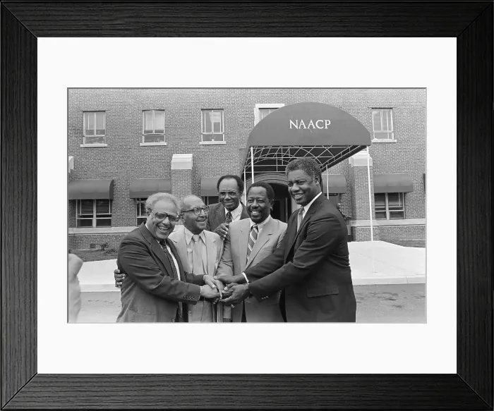 Framed Print : Oscar Robertson, Hank Aaron, Etc. Join Hands Framed Print : Oscar Robertson, Hank Aaron, Etc. Join Hands