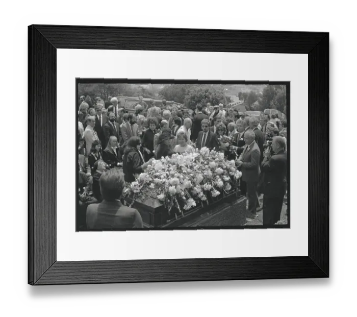 Framed Print : Rebecca Welles and Yasmin Khan Placing Flowers Framed Print : Rebecca Welles and Yasmin Khan Placing Flowers