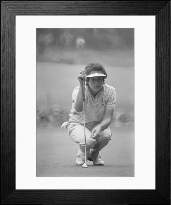 Framed Print : Nancy Lopez Lining up a Putt Framed Print : Nancy Lopez Lining up a Putt