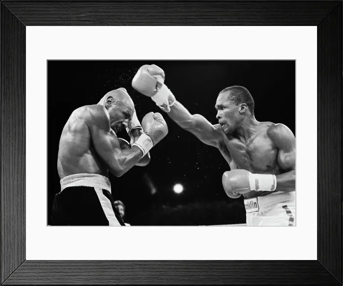 Framed Print : Marvin Hagler Ducking Punch from Sugar Ray Leonard Framed Print : Marvin Hagler Ducking Punch from Sugar Ray Leonard