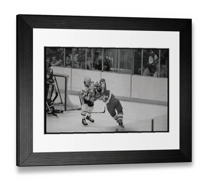 Framed Print : Mario Lemieux in Scuffle on The Ice