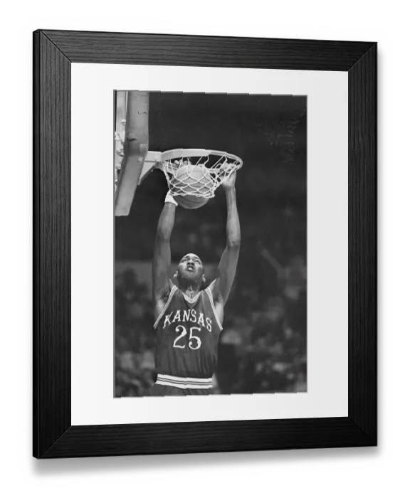 Framed Print : Danny Manning Going up for The Basket