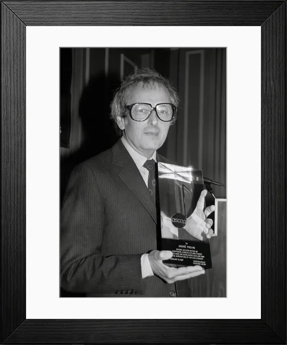 Framed Print : Conductor Previn Holding Award Framed Print : Conductor Previn Holding Award