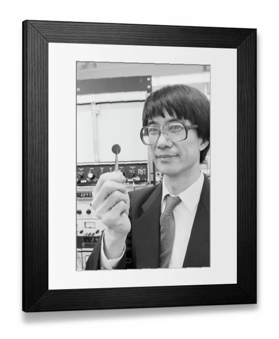Framed Print : Paul Chu Holding Superconductor Chip Framed Print : Paul Chu Holding Superconductor Chip