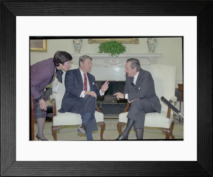 Framed Print : Ronald Reagan and Reoul Alfonsin Framed Print : Ronald Reagan and Reoul Alfonsin