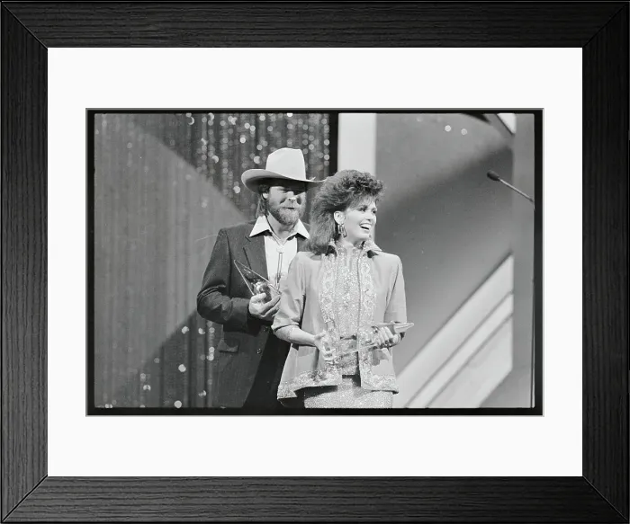 Framed Print : Marie Osmond and Dan Seals Accepting Awards