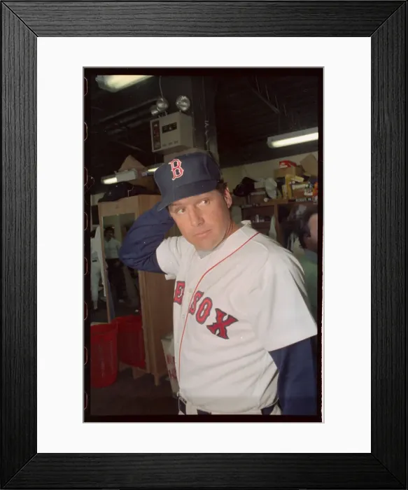 Framed Print : Tom Seaver Adjusting Baseball Cap Framed Print : Tom Seaver Adjusting Baseball Cap