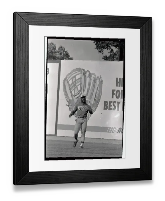 Framed Print : Bo Jackson Fielding in Baseball Game Framed Print : Bo Jackson Fielding in Baseball Game