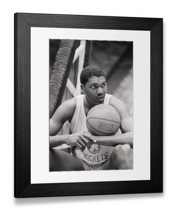 Framed Print : Portrait of Akeem Olajuwon With Basketball Framed Print : Portrait of Akeem Olajuwon With Basketball