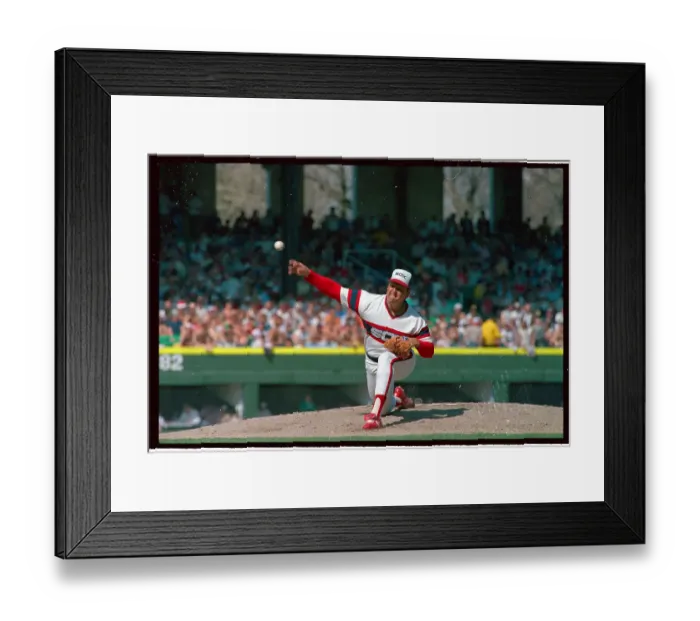 Framed Print : Tom Seaver Pitching For the White Sox Framed Print : Tom Seaver Pitching For the White Sox