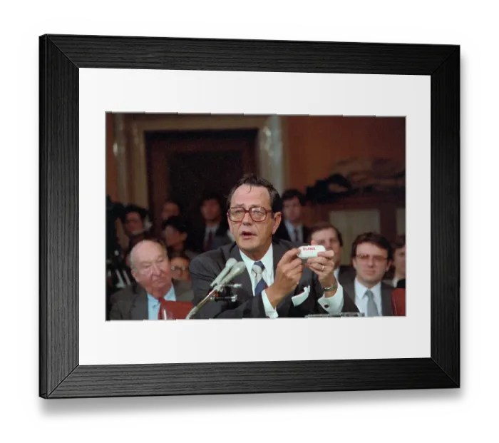 Framed Print : Johnson & Johnson President Discussing Tylenol Poisoning Framed Print : Johnson & Johnson President Discussing Tylenol Poisoning