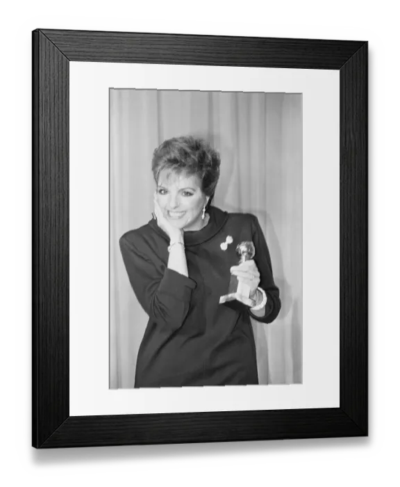 Framed Print : Liza Minnelli Holding Golden Globe Award Framed Print : Liza Minnelli Holding Golden Globe Award