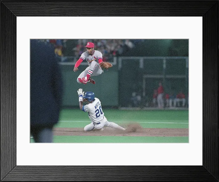 Framed Print : Ozzie Smith Leaping for Throw