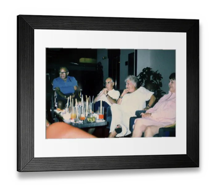 Framed Print : International Incident Victim Leon Klinghoffer with His Wife and Friends Framed Print : International Incident Victim Leon Klinghoffer with His Wife and Friends