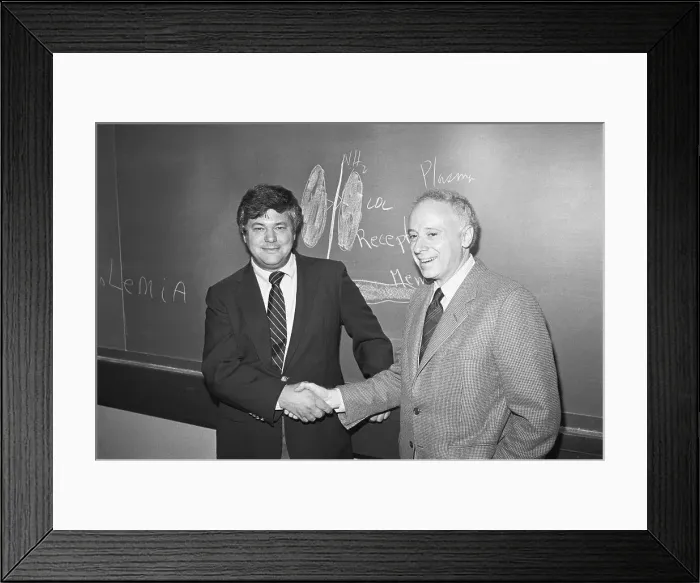 Framed Print : Richard Goldstein and Michael Brown Shaking Hands Framed Print : Richard Goldstein and Michael Brown Shaking Hands