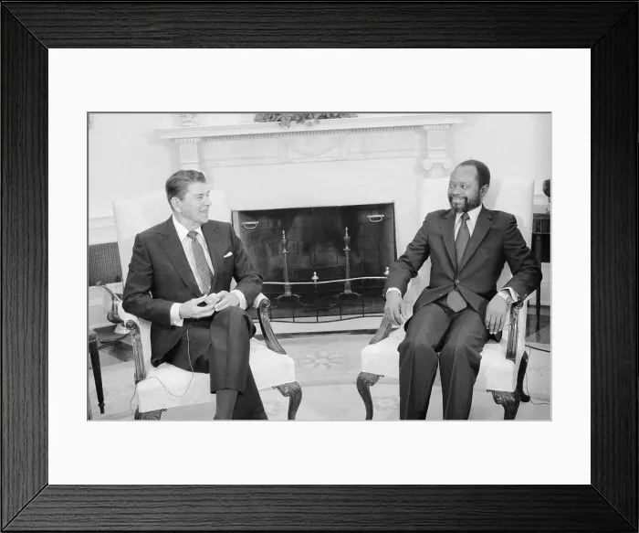 Framed Print : Reagan And Mozambique President Framed Print : Reagan And Mozambique President