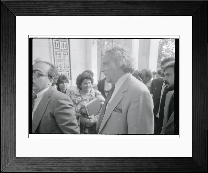 Framed Print : Lawyer William Kunstler Arriving for Kidnapping Case Framed Print : Lawyer William Kunstler Arriving for Kidnapping Case