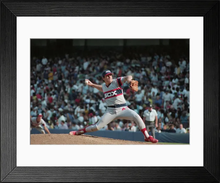 Framed Print : Tom Seaver Fully Extended, About To Throw Framed Print : Tom Seaver Fully Extended, About To Throw