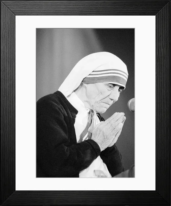 Framed Print : Mother Teresa Prays at Anti-Choice Event Framed Print : Mother Teresa Prays at Anti-Choice Event
