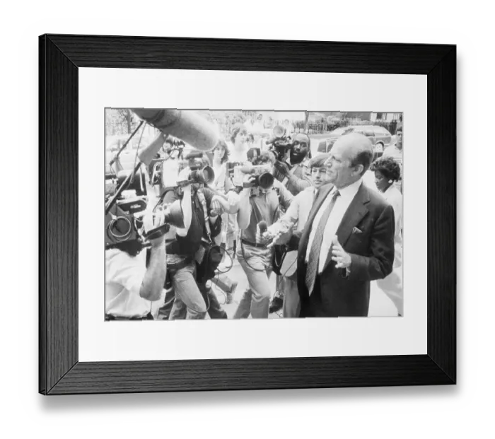 Framed Print : Von Bulow Leaves Courthouse