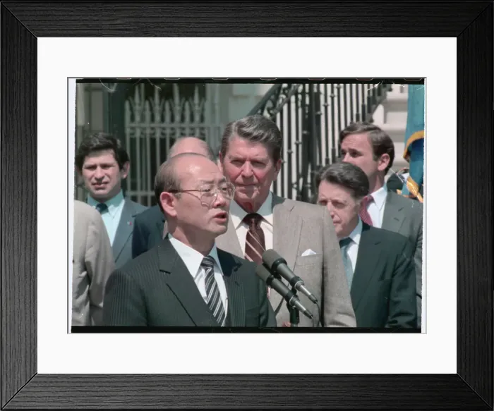Framed Print : Ronald Reagan and Chun Doo Hwan Framed Print : Ronald Reagan and Chun Doo Hwan