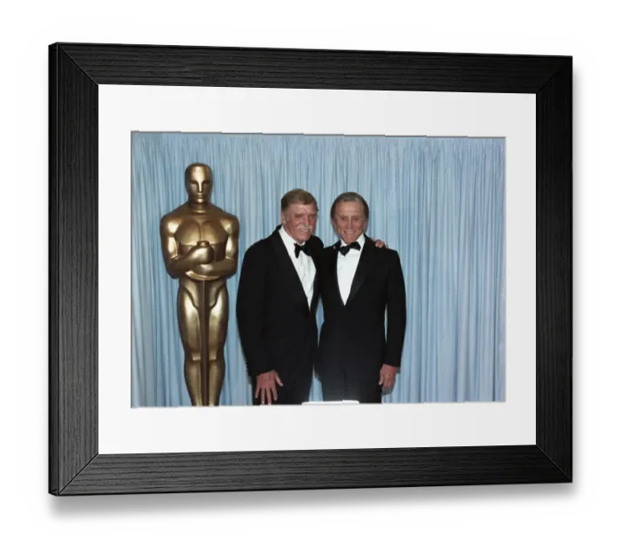 Framed Print : Kirk Douglas Framed Print : Kirk Douglas