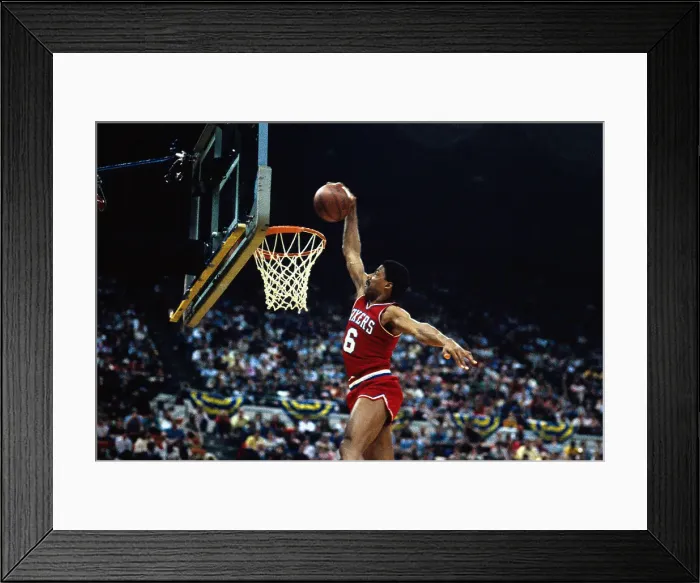 Framed Print : Philadelphia 76ers Forward Julius Erving in Action Framed Print : Philadelphia 76ers Forward Julius Erving in Action