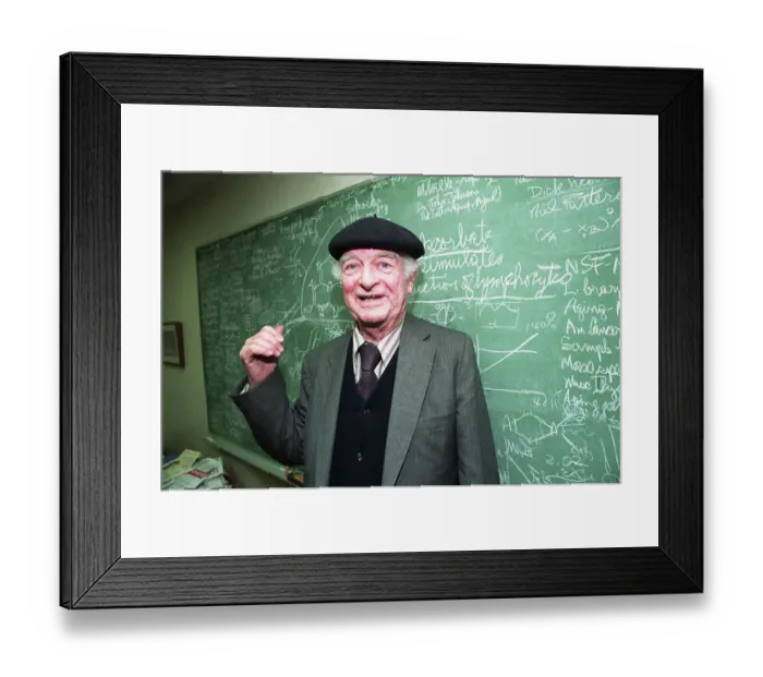 Framed Print : Dr. Linus Pauling at the Chalk Board Framed Print : Dr. Linus Pauling at the Chalk Board