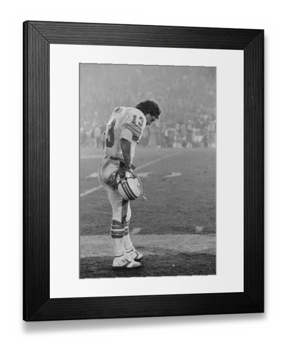 Framed Print : Dejected Dan Marino Standing on Sidelines Framed Print : Dejected Dan Marino Standing on Sidelines