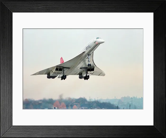 Framed Print : Concorde Supersonic Airliner Landing at Airport Framed Print : Concorde Supersonic Airliner Landing at Airport