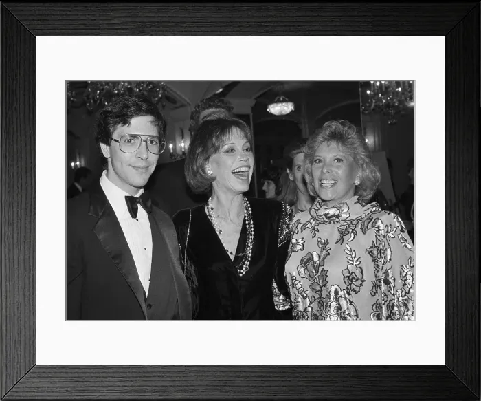 Framed Print : Portrait of Mary Tyler Moore, Robert Levine and Dinah Shore Framed Print : Portrait of Mary Tyler Moore, Robert Levine and Dinah Shore