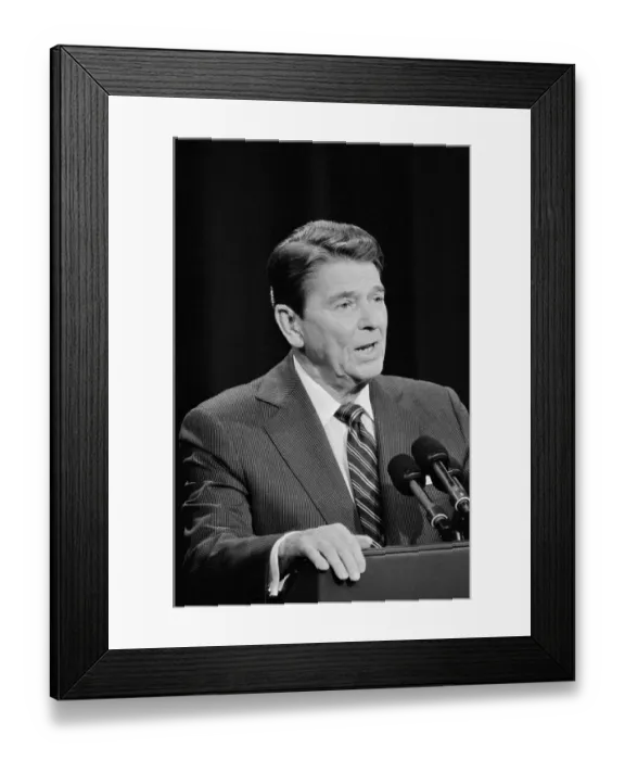 Framed Print : Portrait of Rona;d Reagan Framed Print : Portrait of Rona;d Reagan
