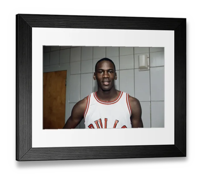 Framed Print : Portrait of Michael Jordan Framed Print : Portrait of Michael Jordan