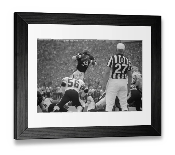 Framed Print : Walter Payton Leaps Over Dennis Winston to Score Framed Print : Walter Payton Leaps Over Dennis Winston to Score