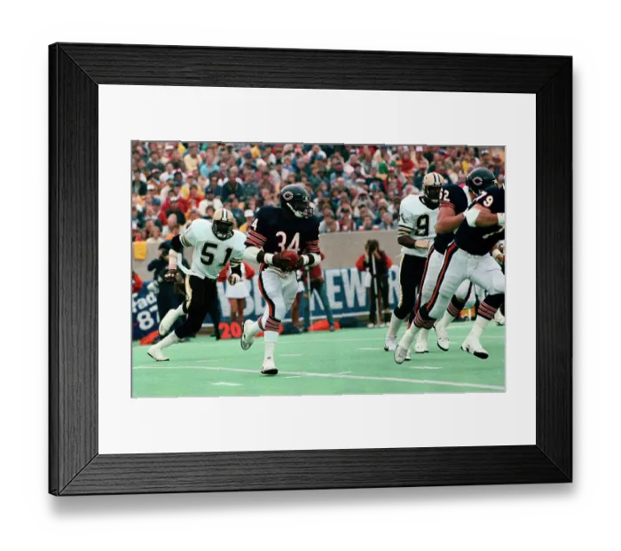 Framed Print : Walter Payton Breaking Jim Brown's Record Framed Print : Walter Payton Breaking Jim Brown's Record