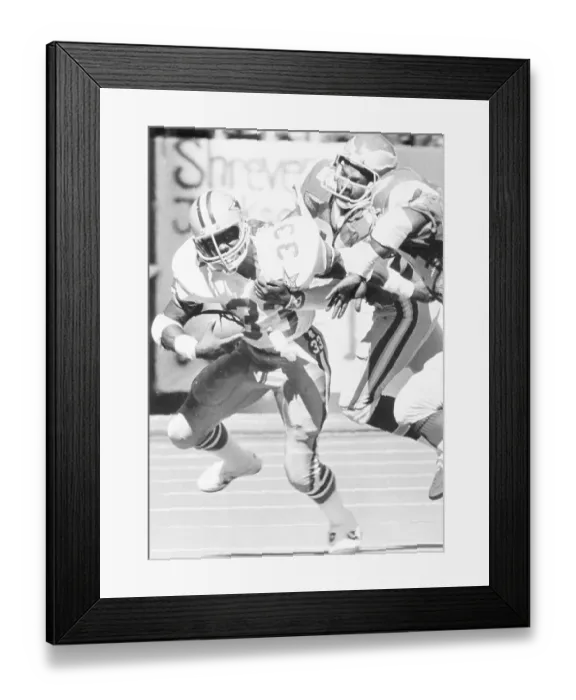 Framed Print : Tony Dorsett Charging with the Ball Framed Print : Tony Dorsett Charging with the Ball