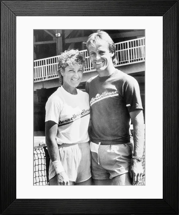 Framed Print : Chris Evert Lloyd and Husband John Lloyd Framed Print : Chris Evert Lloyd and Husband John Lloyd