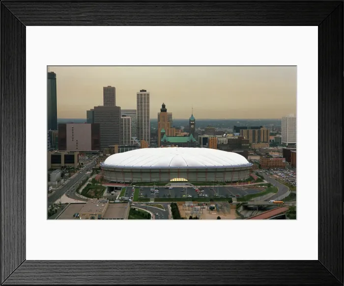 Framed Print : Hubert H. Humphrey Metrodome Framed Print : Hubert H. Humphrey Metrodome