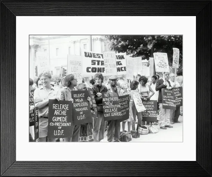 Framed Print : Anti-Apartheid Demonstrators in London Framed Print : Anti-Apartheid Demonstrators in London