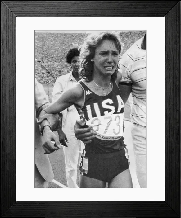 Framed Print : Mary Decker Leaves The Track Crying