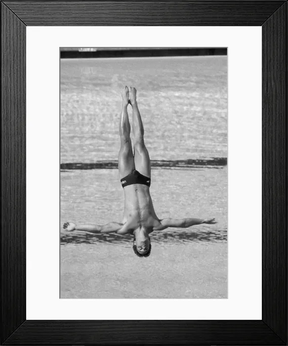 Framed Print : Greg Louganis Diving in 1984 Olympics Framed Print : Greg Louganis Diving in 1984 Olympics