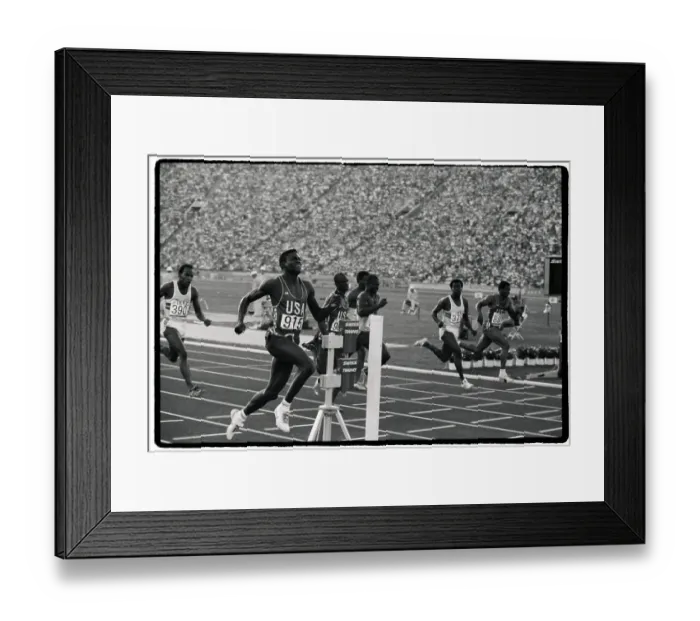 Framed Print : Carl Lewis Winning the Olympic 100 Meters Framed Print : Carl Lewis Winning the Olympic 100 Meters